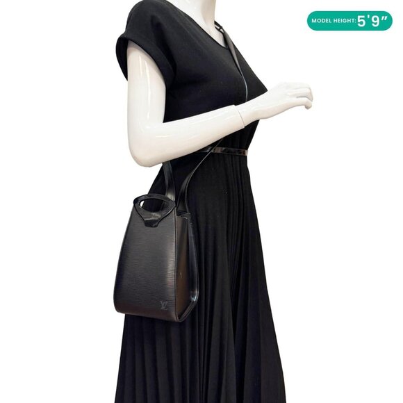 Louis Vuitton  Minuit Epi Leather Shoulder Bag Black - Picture 2 of 16